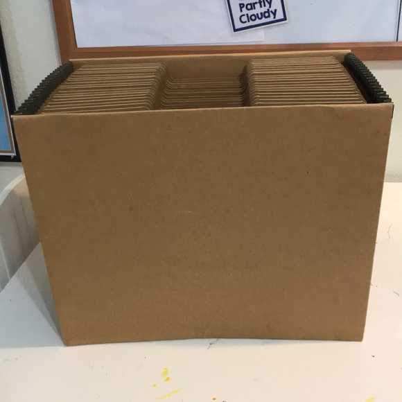 📁 Tan Alphabetical Accordion File Organizer - Picture 8 of 11